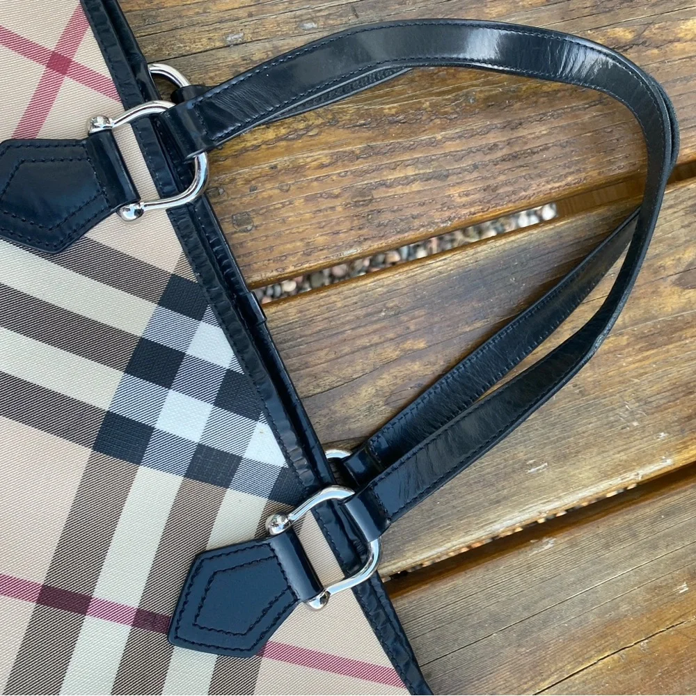 BURBERRY NOVA CHECK Shopper/Footed TOTE🔥HUGE!🔥PVC/Leather w/pouch🔥HOT ITEM!🔥 - Picture 3 of 15